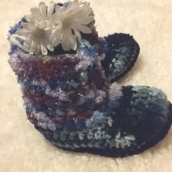 ⭐️ Host Pick ⭐️ Hand Made Knitted Blue/ Purple Slippers/Booties - Picture 2 of 4